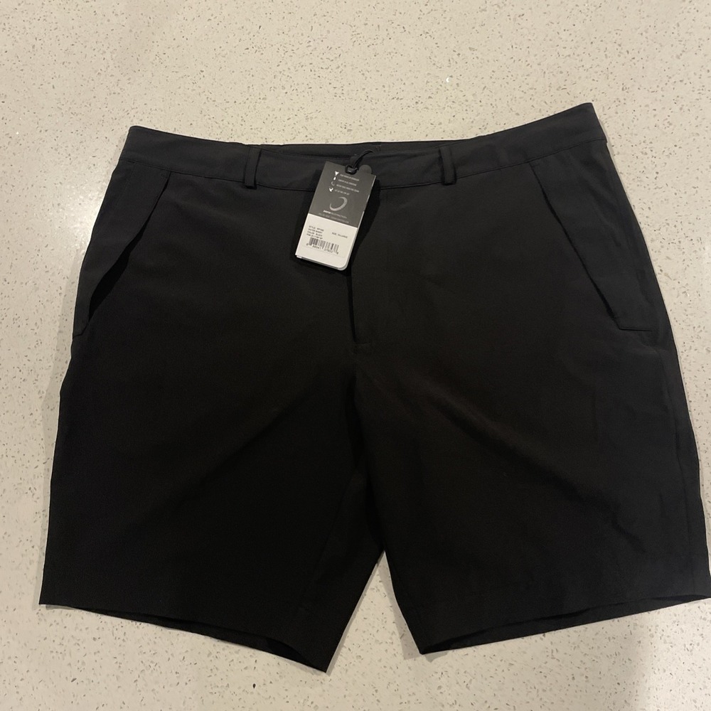 Zero Restriction Mens XXL Water Rain Golf Shorts Made in USA Black NWT